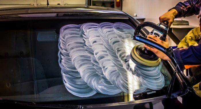 Полировка лобового стекла в Москве